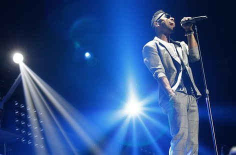 Recording artist Miguel performs at Staples Center in Los Angeles, California March 12, 2013. REUTERS/Mario Anzuoni Recording artist Miguel performs at Staples Center in Los Angeles, California March 12, 2013. REUTERS/Mario Anzuoni