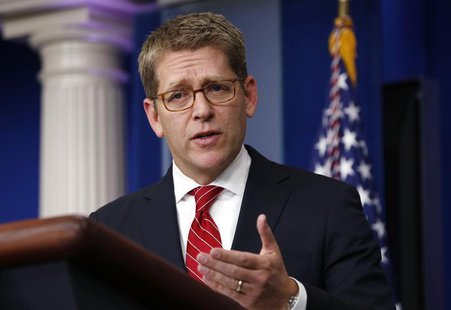 White House Press Secretary Jay Carney speaks during a media briefing at the White House in Washington December 18, 2012. REUTERS/Kevin Lama White House Press Secretary Jay Carney speaks during a media briefing at the White House in Washington December 18, 2012. REUTERS/Kevin Lama