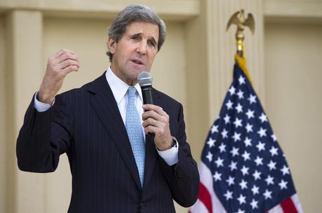 U.S. Secretary of State John Kerry speaks to U.S. embassy staff in Doha, March 6, 2013. REUTERS/Jacquelyn Martin/Pool U.S. Secretary of State John Kerry speaks to U.S. embassy staff in Doha, March 6, 2013. REUTERS/Jacquelyn Martin/Pool