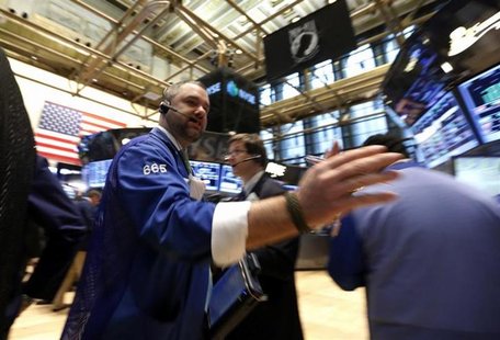 Traders work on the floor at the New York Stock Exchange, March 15, 2013. REUTERS/Brendan McDermid Traders work on the floor at the New York Stock Exchange, March 15, 2013. REUTERS/Brendan McDermid