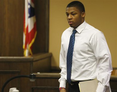 Ma'lik Richmond enters juvenile court in Steubenville, Ohio, March 15, 2013. REUTERS/Keith Srakocic/Pool Ma'lik Richmond enters juvenile court in Steubenville, Ohio, March 15, 2013. REUTERS/Keith Srakocic/Pool