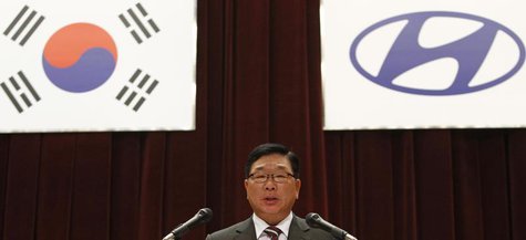 Hyundai Motor's Vice Chairman Kim Eok-jo presides over the annual general meeting of the automaker in Seoul March 16, 2012. REUTERS/Kim Hong Hyundai Motor's Vice Chairman Kim Eok-jo presides over the annual general meeting of the automaker in Seoul March 16, 2012. REUTERS/Kim Hong