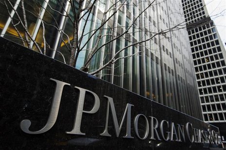 A sign stands in front of the JPMorgan Chase & Co bank headquarters building in New York, March 15, 2013. REUTERS/Lucas Jackson A sign stands in front of the JPMorgan Chase & Co bank headquarters building in New York, March 15, 2013. REUTERS/Lucas Jackson