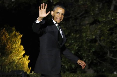 U.S. President Barack Obama waves to reporters as he departs for travel to Israel from the White House in Washington, March 19, 2013. REUTER U.S. President Barack Obama waves to reporters as he departs for travel to Israel from the White House in Washington, March 19, 2013. REUTER