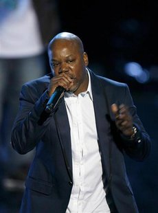 Rapper Too Short performs during the 2008 VH1 Hip Hop Honors show in New York, October 2, 2008. REUTERS/Lucas Jackson Rapper Too Short performs during the 2008 VH1 Hip Hop Honors show in New York, October 2, 2008. REUTERS/Lucas Jackson