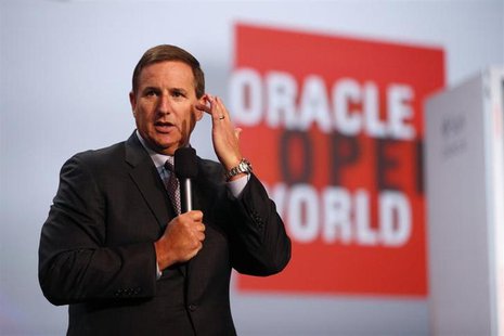 Oracle President Mark Hurd delivers a keynote during Oracle OpenWorld 2012 in San Francisco, California October 1, 2012. REUTERS/Stephen Lam Oracle President Mark Hurd delivers a keynote during Oracle OpenWorld 2012 in San Francisco, California October 1, 2012. REUTERS/Stephen Lam