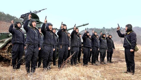 North Korean soldiers attend military drills in this picture released by the North's official KCNA news agency in Pyongyang March 20, 2013. North Korean soldiers attend military drills in this picture released by the North's official KCNA news agency in Pyongyang March 20, 2013.