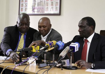 From L-R: David Okeyo, Athletics Kenya Secretary General, Kipchoge Keino, the chairman of the Kenyan Olympic Committee and Athletics Kenya C From L-R: David Okeyo, Athletics Kenya Secretary General, Kipchoge Keino, the chairman of the Kenyan Olympic Committee and Athletics Kenya C