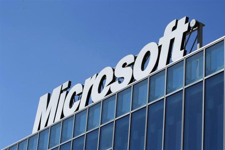 The Microsoft logo is seen at their offices in Bucharest March 20, 2013. REUTERS/Bogdan Cristel The Microsoft logo is seen at their offices in Bucharest March 20, 2013. REUTERS/Bogdan Cristel