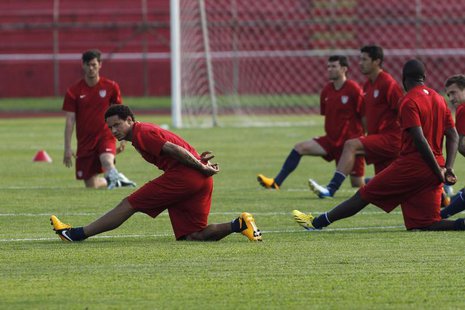 Jermaine Jones (L) of the U.S. stretches during a practice session in San Pedro Sula February 5, 2013. REUTERS/Jorge Cabrera Jermaine Jones (L) of the U.S. stretches during a practice session in San Pedro Sula February 5, 2013. REUTERS/Jorge Cabrera