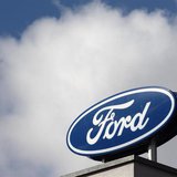 The Ford logo is pictured on the rooftop of Austria's Ford head branch in Vienna March 19, 2013. REUTERS/Heinz-Peter Bader The Ford logo is pictured on the rooftop of Austria's Ford head branch in Vienna March 19, 2013. REUTERS/Heinz-Peter Bader