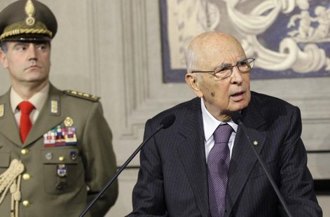 Italian President Giorgio Napolitano speaks to the media at Quirinale palace in Rome March 21, 2013. REUTERS/Remo Casilli Italian President Giorgio Napolitano speaks to the media at Quirinale palace in Rome March 21, 2013. REUTERS/Remo Casilli
