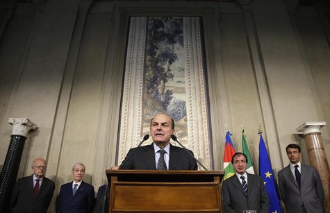 Italy's PD (Democratic Party) leader Pierluigi Bersani (C) speaks during a news conference following a meeting with Italian President Giorgi Italy's PD (Democratic Party) leader Pierluigi Bersani (C) speaks during a news conference following a meeting with Italian President Giorgi