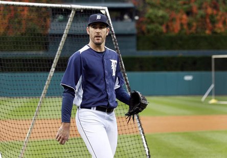 Detroit Tigers pitcher Justin Verlander heads for the dug-out after a warm-up practice at Comerica Park in Detroit, Michigan October 26, 201 Detroit Tigers pitcher Justin Verlander heads for the dug-out after a warm-up practice at Comerica Park in Detroit, Michigan October 26, 201