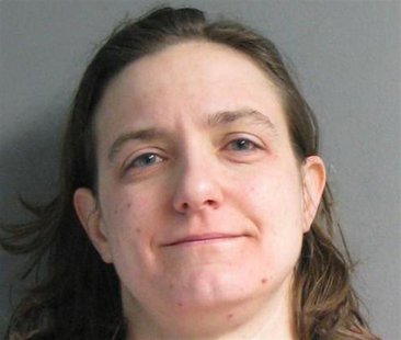 Sonja Farak, 35, is pictured in this Massachusetts State Police booking photo taken January 19, 2013. REUTERS/Massachusetts State Police/Han Sonja Farak, 35, is pictured in this Massachusetts State Police booking photo taken January 19, 2013. REUTERS/Massachusetts State Police/Han