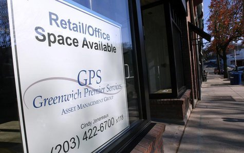 A sign advertises available retail/office space in downtown Greenwich, Connecticut, November 17, 2008. REUTERS/Mike Segar A sign advertises available retail/office space in downtown Greenwich, Connecticut, November 17, 2008. REUTERS/Mike Segar