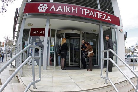 Depositors wait to enter a branch of Laiki Bank in Nicosia March 28, 2013. REUTERS/Bogdan Cristel Depositors wait to enter a branch of Laiki Bank in Nicosia March 28, 2013. REUTERS/Bogdan Cristel
