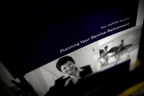 Retirement plan brochures are seen in a rack at the Calpers regional office in Sacramento, California October 21, 2009. REUTERS/Max Whittake Retirement plan brochures are seen in a rack at the Calpers regional office in Sacramento, California October 21, 2009. REUTERS/Max Whittake