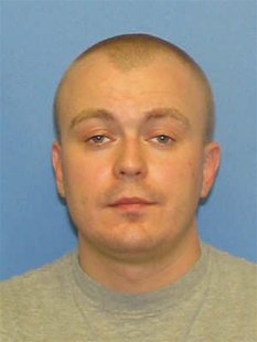 Tennis Melvin Maynard, 37, is seen in this undated handout photo released by the West Virginia State Police. REUTERS/West Virginia State Pol Tennis Melvin Maynard, 37, is seen in this undated handout photo released by the West Virginia State Police. REUTERS/West Virginia State Pol