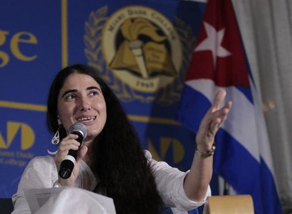 Yoani Sanchez, the best-known dissident blogger from Cuba, speaks at the Freedom Tower in Miami, Florida April 1, 2013. REUTERS/Joe Skipper Yoani Sanchez, the best-known dissident blogger from Cuba, speaks at the Freedom Tower in Miami, Florida April 1, 2013. REUTERS/Joe Skipper