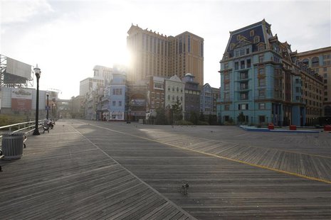 The boardwalk at Atlantic City, New Jersey, is seen empty of vacationers August 26, 2011. REUTERS/Jason Reed The boardwalk at Atlantic City, New Jersey, is seen empty of vacationers August 26, 2011. REUTERS/Jason Reed