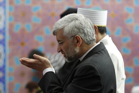 Iran's chief negotiator Saeed Jalili prays at a mosque in Almaty April 5, 2013. REUTERS/Shamil Zhumatov Iran's chief negotiator Saeed Jalili prays at a mosque in Almaty April 5, 2013. REUTERS/Shamil Zhumatov