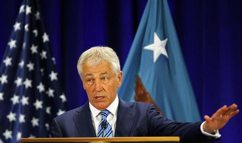 U.S. Secretary of Defense Chuck Hagel gives a speech on fiscal defense spending at Ft. McNair in Washington April 3, 2013. REUTERS/Gary Came U.S. Secretary of Defense Chuck Hagel gives a speech on fiscal defense spending at Ft. McNair in Washington April 3, 2013. REUTERS/Gary Came