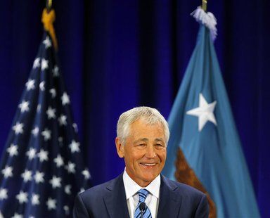 U.S. Secretary of Defense Chuck Hagel gives a speech on fiscal defense spending at Ft. McNair in Washington April 3, 2013. REUTERS/Gary Came U.S. Secretary of Defense Chuck Hagel gives a speech on fiscal defense spending at Ft. McNair in Washington April 3, 2013. REUTERS/Gary Came