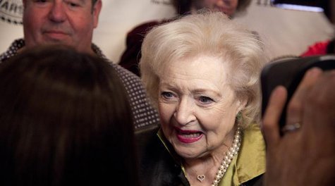 Betty White attends her Friars Club Roast in New York May 16, 2012. REUTERS/Andrew Kelly Betty White attends her Friars Club Roast in New York May 16, 2012. REUTERS/Andrew Kelly