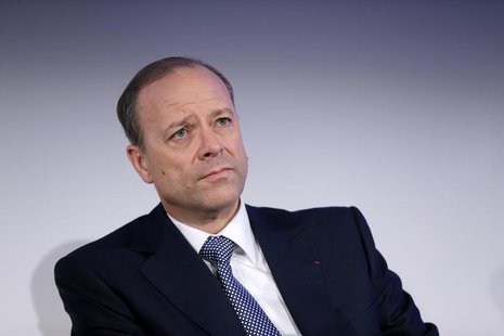 Chris Viehbacher, Chief Executive Officer of Sanofi, attends the company's 2012 annual results presentation in Paris February 7, 2013. REUTE Chris Viehbacher, Chief Executive Officer of Sanofi, attends the company's 2012 annual results presentation in Paris February 7, 2013. REUTE
