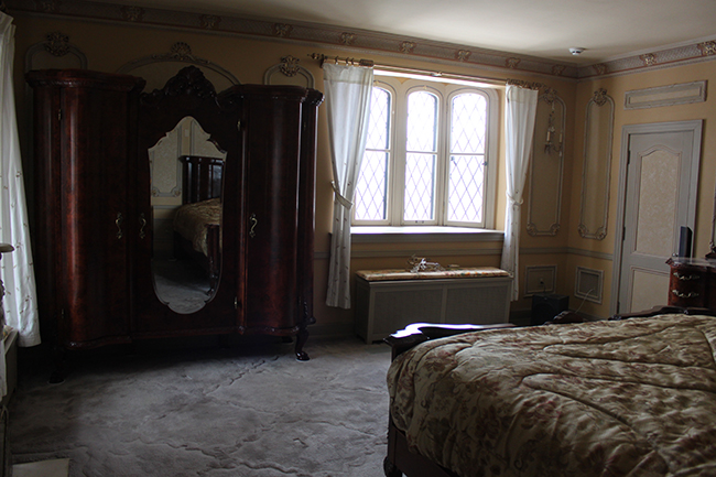 The mansion before the project