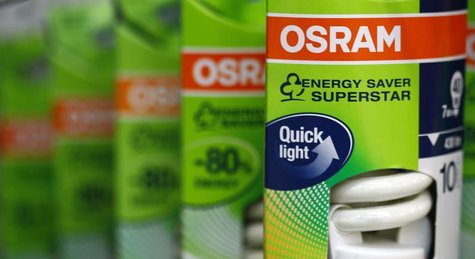 Light bulbs (7 watt) of lamp manufacturer Osram are pictured in a shop in Germering near Munich November 28, 2012. REUTERS/Michaela Rehle Light bulbs (7 watt) of lamp manufacturer Osram are pictured in a shop in Germering near Munich November 28, 2012. REUTERS/Michaela Rehle