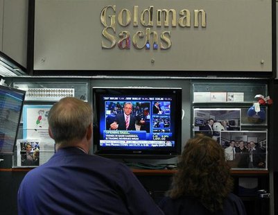Traders work in the Goldman Sachs stall on the floor of the New York Stock Exchange July 16, 2010. . REUTERS/Brendan McDermid Traders work in the Goldman Sachs stall on the floor of the New York Stock Exchange July 16, 2010. . REUTERS/Brendan McDermid