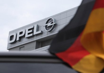 A German flag flatters in the wind in front of the Opel headquarters in Ruesselsheim June 9, 2010. REUTERS/Ralph Orlowski A German flag flatters in the wind in front of the Opel headquarters in Ruesselsheim June 9, 2010. REUTERS/Ralph Orlowski