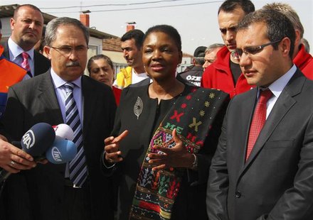 Valerie Amos (C), Under-Secretary-General and Emergency Relief Coordinator at the United Nations Office for the Coordination of Humanitarian Valerie Amos (C), Under-Secretary-General and Emergency Relief Coordinator at the United Nations Office for the Coordination of Humanitarian