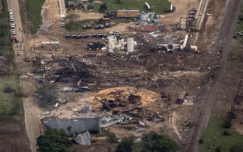 An aerial view shows the aftermath of a massive explosion at a fertilizer plant in the town of West, near Waco, Texas April 18, 2013. REUTER An aerial view shows the aftermath of a massive explosion at a fertilizer plant in the town of West, near Waco, Texas April 18, 2013. REUTER