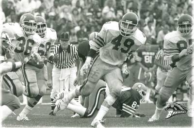 John Offerdahl. Picture courtesy of www.wmubroncos.com John Offerdahl. Picture courtesy of www.wmubroncos.com