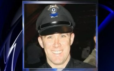 Officer in critical condition after shooting on MIT campus with Boston Marathon bombing suspects Officer in critical condition after shooting on MIT campus with Boston Marathon bombing suspects