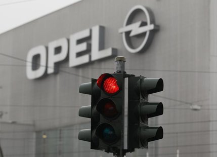 A traffic light is pictured in front of the Opel plant in Bochum February16 , 2012. REUTERS/Ina Fassbender A traffic light is pictured in front of the Opel plant in Bochum February16 , 2012. REUTERS/Ina Fassbender