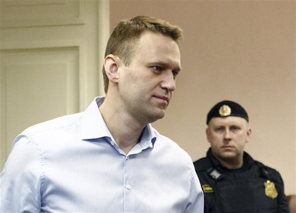 Russian opposition leader and anti-corruption blogger Alexei Navalny arrives for a court hearing in Kirov April 24, 2013. REUTERS/Sergei Kar Russian opposition leader and anti-corruption blogger Alexei Navalny arrives for a court hearing in Kirov April 24, 2013. REUTERS/Sergei Kar