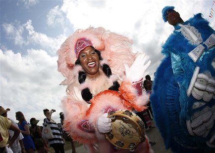 A Mardi Gras Indian parades during the New Orleans Jazz and Heritage Festival in New Orleans, Louisiana April 26, 2013. REUTERS/Jonathan Bac A Mardi Gras Indian parades during the New Orleans Jazz and Heritage Festival in New Orleans, Louisiana April 26, 2013. REUTERS/Jonathan Bac