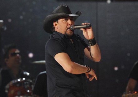 Jason Aldean performs "1994" at the 48th ACM Awards in Las Vegas, April 7, 2013. REUTERS/Mario Anzuoni Jason Aldean performs "1994" at the 48th ACM Awards in Las Vegas, April 7, 2013. REUTERS/Mario Anzuoni