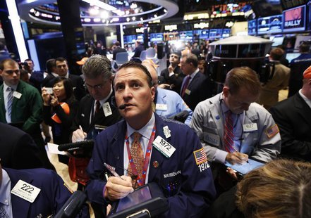Traders work on the floor at the New York Stock Exchange, April 12, 2013. REUTERS/Brendan McDermid Traders work on the floor at the New York Stock Exchange, April 12, 2013. REUTERS/Brendan McDermid