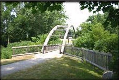 Zeeland's Paw Paw Foot Bridge (photo courtesy City of Zeeland) Zeeland's Paw Paw Foot Bridge (photo courtesy City of Zeeland)
