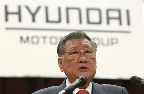 Hyundai Motor Chairman Chung Mong-koo attends the company's opening ceremony for the year in Seoul January 2, 2012. REUTERS/Kim Hong-Ji Hyundai Motor Chairman Chung Mong-koo attends the company's opening ceremony for the year in Seoul January 2, 2012. REUTERS/Kim Hong-Ji