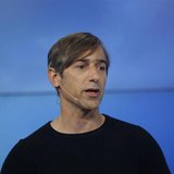 Zynga CEO Mark Pincus speaks during the Zynga Unleashed event at the company's headquarters in San Francisco, California June 26, 2012. REUT
