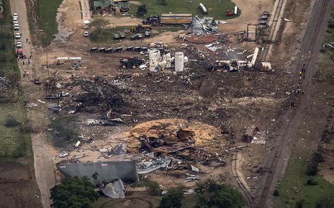 An aerial view shows the aftermath of a massive explosion at a fertilizer plant in the town of West, near Waco, Texas April 18, 2013. REUTER An aerial view shows the aftermath of a massive explosion at a fertilizer plant in the town of West, near Waco, Texas April 18, 2013. REUTER