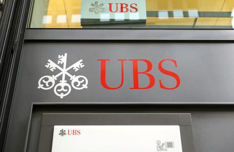 The logo of Swiss bank UBS is seen at the bank's headquarters in Zurich April 30, 2013. REUTERS/Arnd Wiegmann The logo of Swiss bank UBS is seen at the bank's headquarters in Zurich April 30, 2013. REUTERS/Arnd Wiegmann