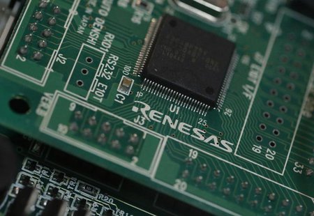 A Renesas Electronics Corp's chip is pictured at the company's office in Tokyo March 21, 2013. REUTERS/Yuya Shino A Renesas Electronics Corp's chip is pictured at the company's office in Tokyo March 21, 2013. REUTERS/Yuya Shino