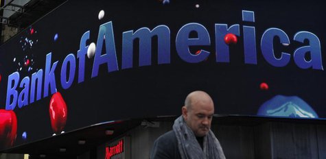 A man walks next to a Bank of America branch in New York October 24, 2012. REUTERS/Eduardo Munoz A man walks next to a Bank of America branch in New York October 24, 2012. REUTERS/Eduardo Munoz